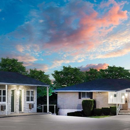 Knights Inn Pine Grove Pine Grove  Экстерьер фото