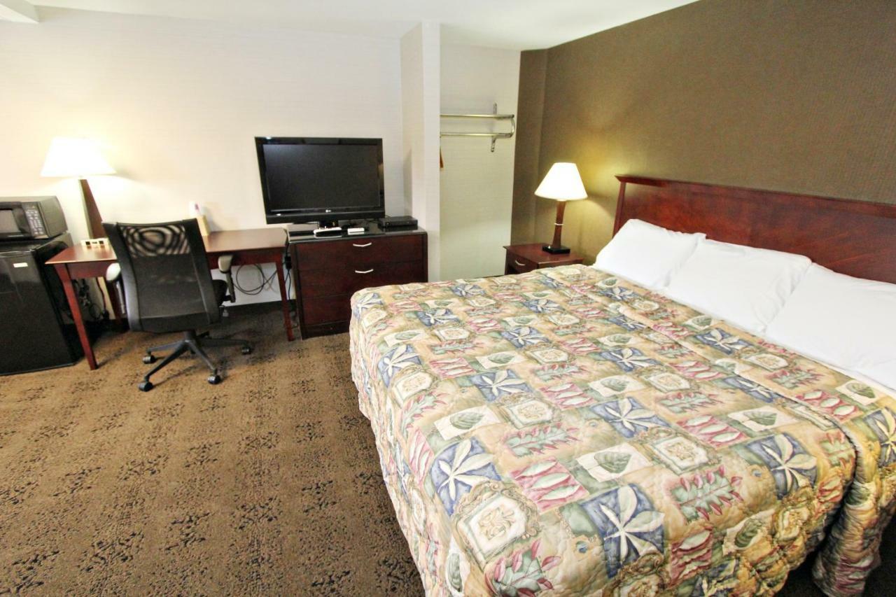 Knights Inn Pine Grove Pine Grove  Экстерьер фото