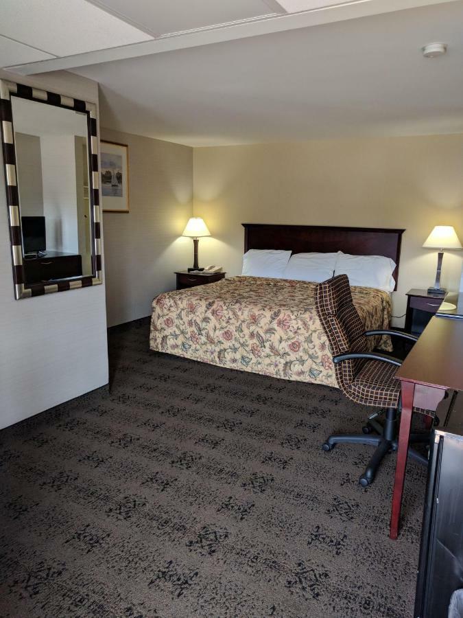 Knights Inn Pine Grove Pine Grove  Экстерьер фото